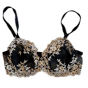 Wacoal embrace lace plunge bra black beige 38D